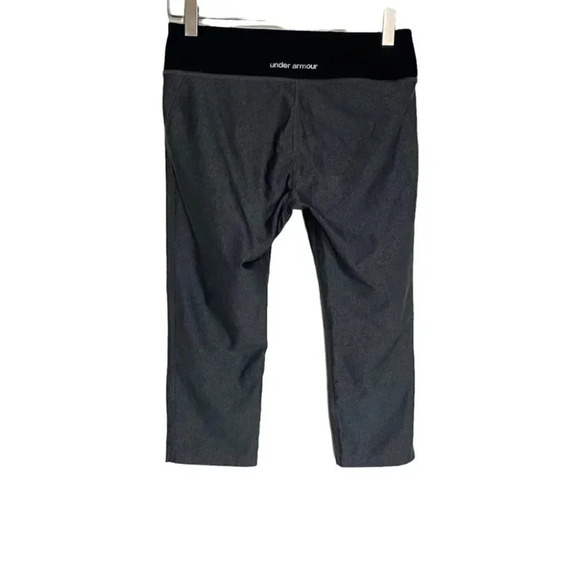 Under Amour S Fitted gray & black capris gym workout walking - Picture 3 of 5